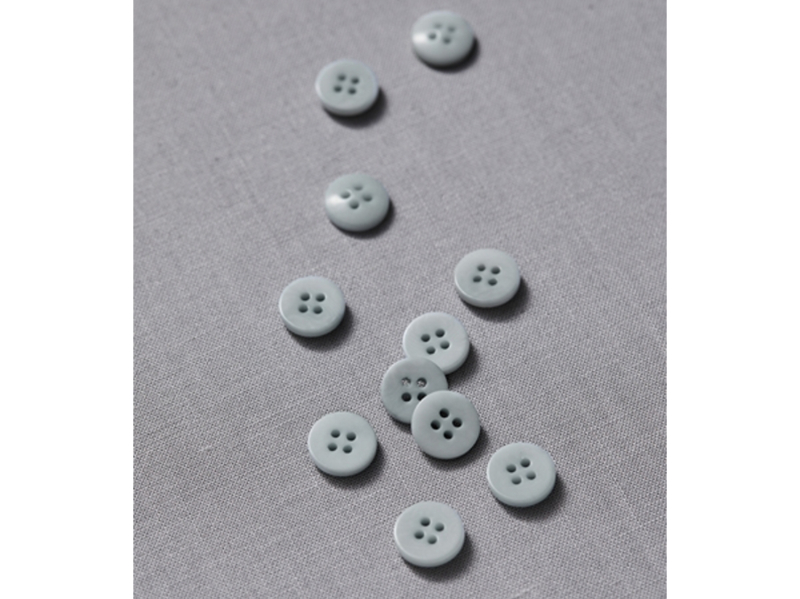 Meet Milk Plain Corozo Button "Blue Mist", 15mm